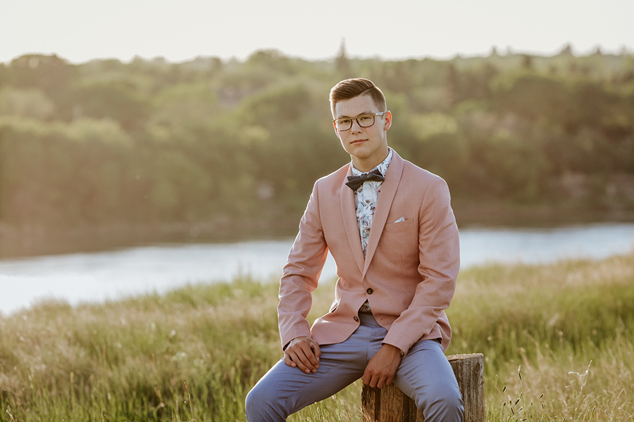 Saskatoon Grad Portraits | Senior Photos | Dawson